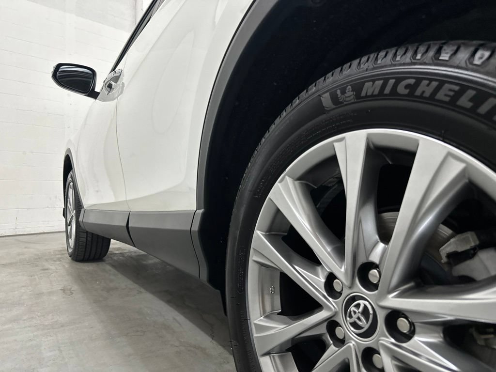 Used 2016 Toyota RAV4 Limited FWD image 21