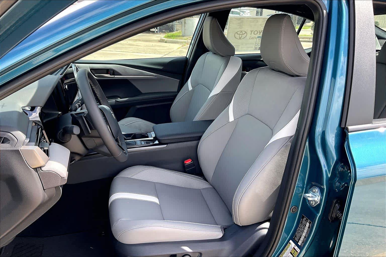 Certified 2026 Toyota Camry SE w/ Multimedia Upgrade Package FWD image 9