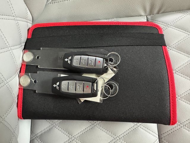 Used 2022 Mitsubishi Outlander SEL image 29