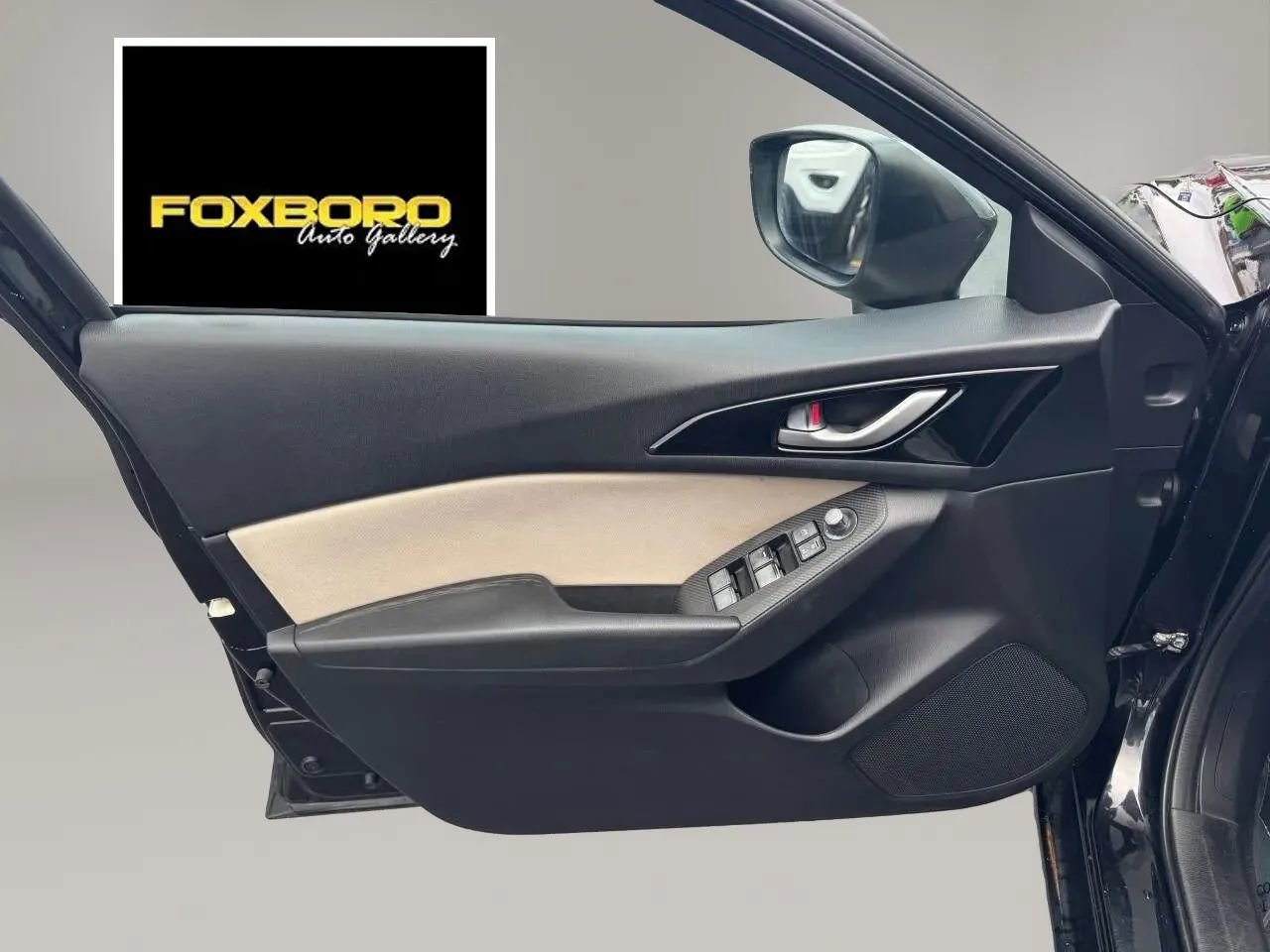 Used 2014 MAZDA MAZDA3 i Touring image 11