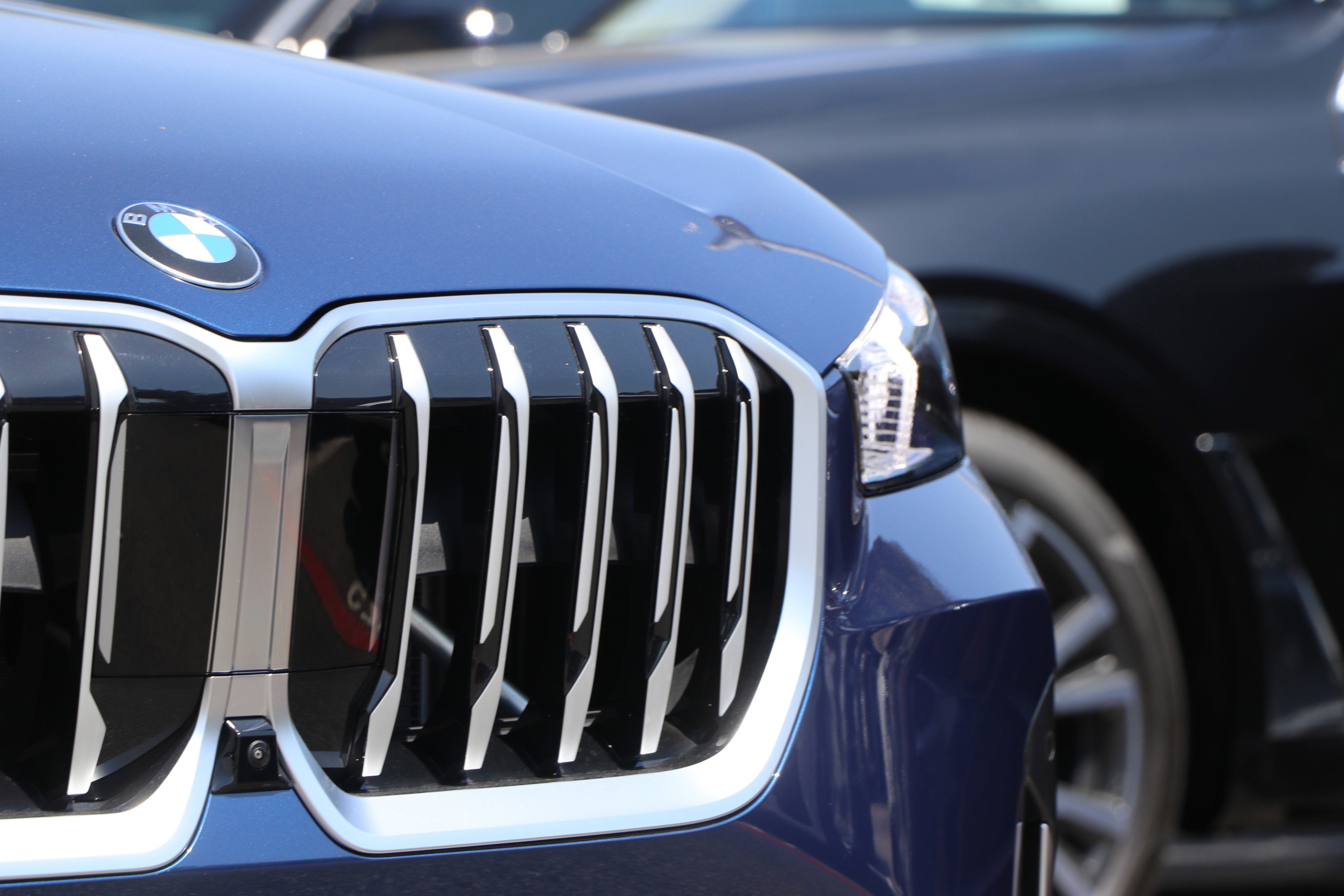 Certified 2025 BMW X1 xDrive28i w/ Premium Package AWD/4WD image 6
