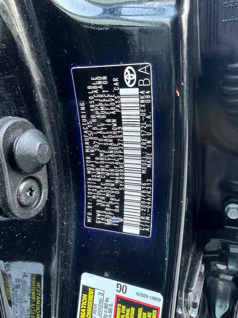 Used 2015 Toyota Corolla LE image 39