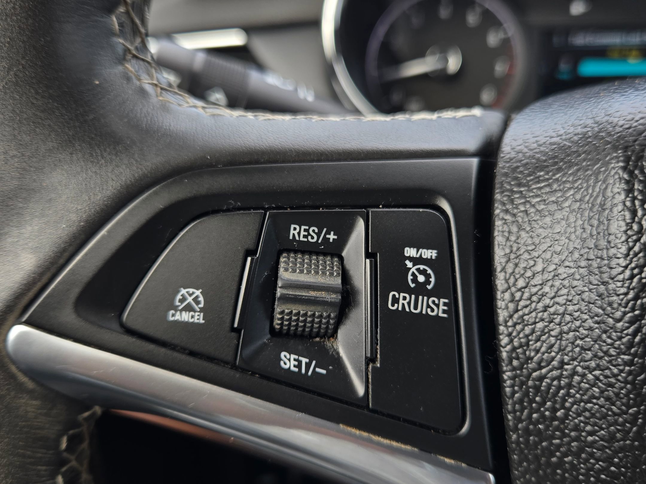 Used 2018 Buick Encore Preferred image 23