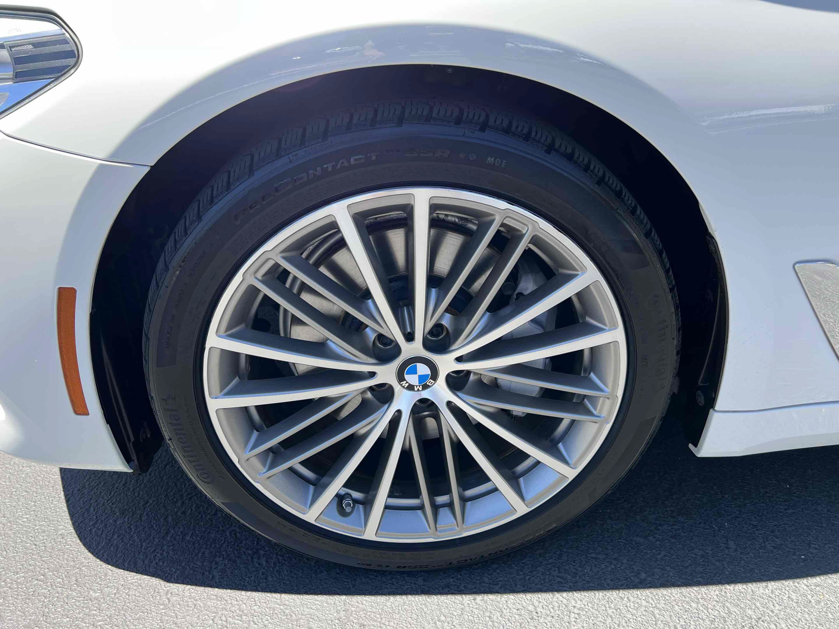 Used 2017 BMW 540i RWD image 73