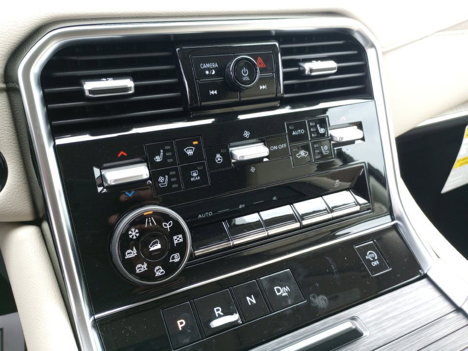 New 2026 Nissan Armada Platinum image 17