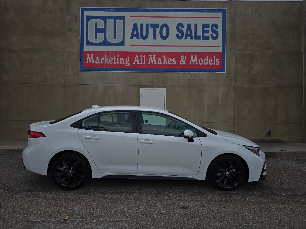 Used 2024 Toyota Corolla SE image 7
