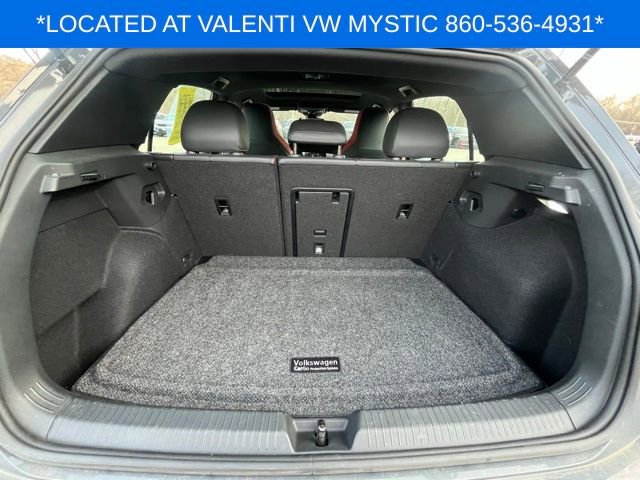 Certified 2024 Volkswagen GTI Autobahn image 18