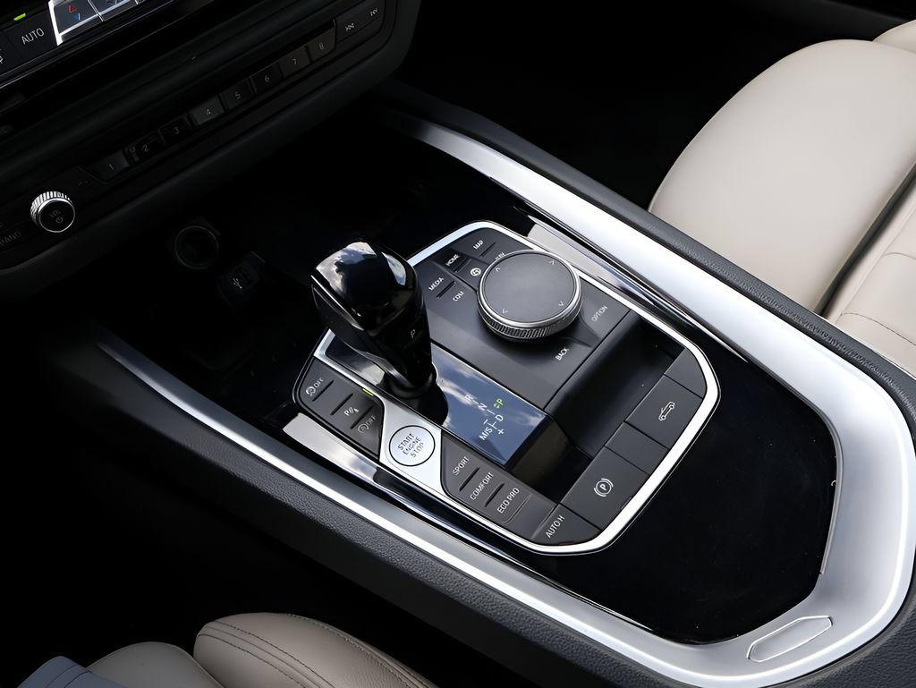 Used 2019 BMW Z4 sDrive30i w/ M Sport Package RWD image 29