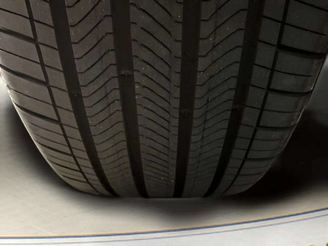 Used 2024 Tesla Model 3 Standard Range RWD image 99