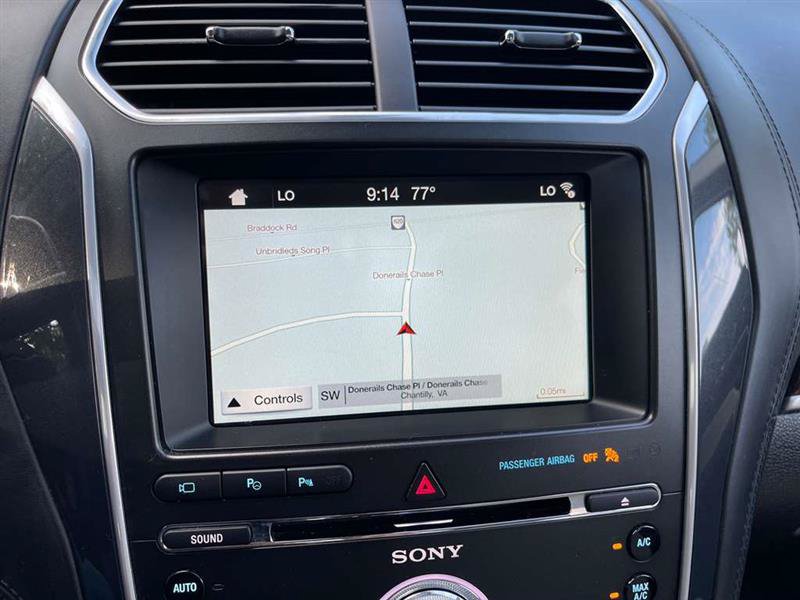 Used 2017 Ford Explorer Platinum AWD/4WD image 24