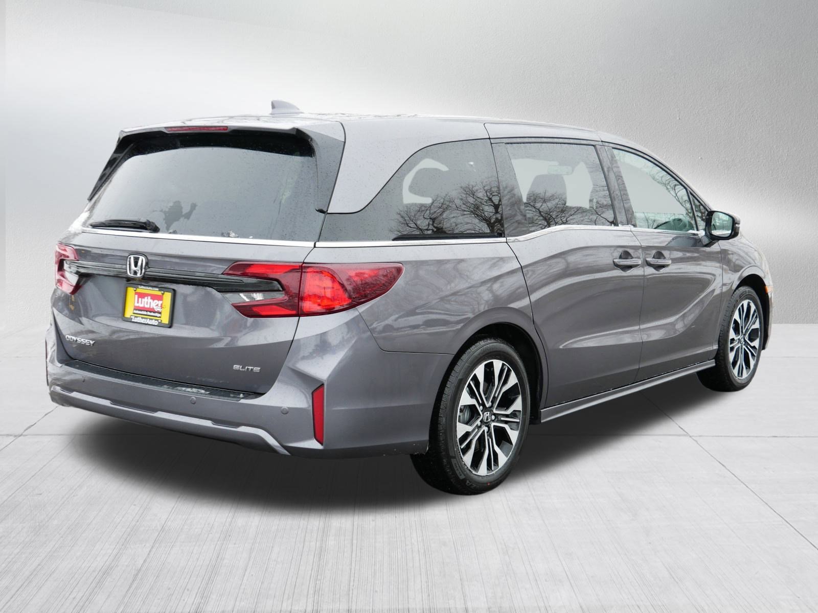 Certified 2026 Honda Odyssey Elite image 7