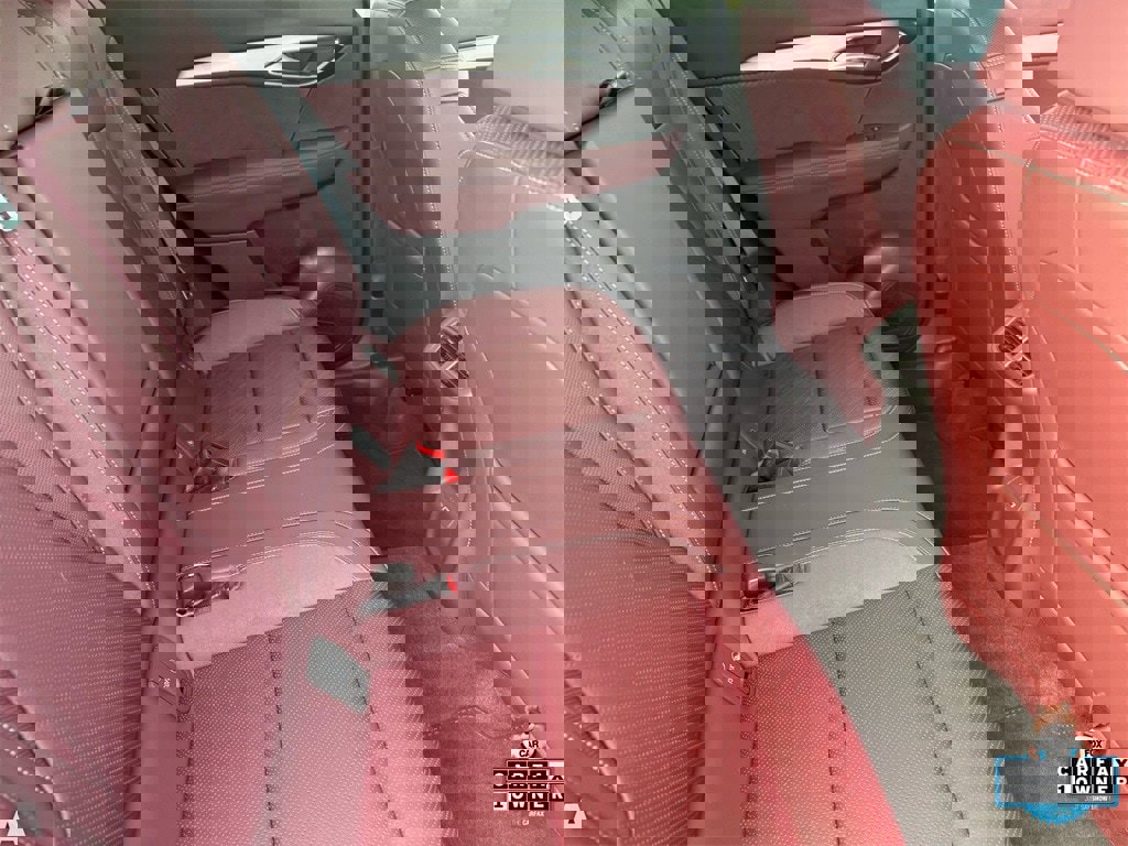 Used 2025 Buick Envision Sport Touring image 28