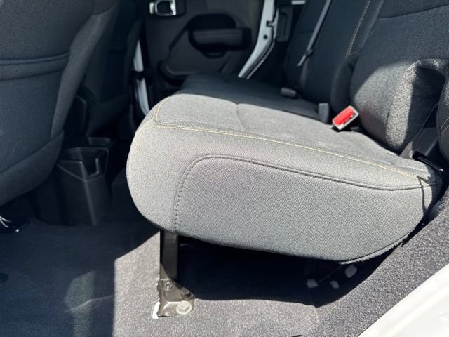 Used 2025 Jeep Wrangler Unlimited Sport AWD/4WD image 34