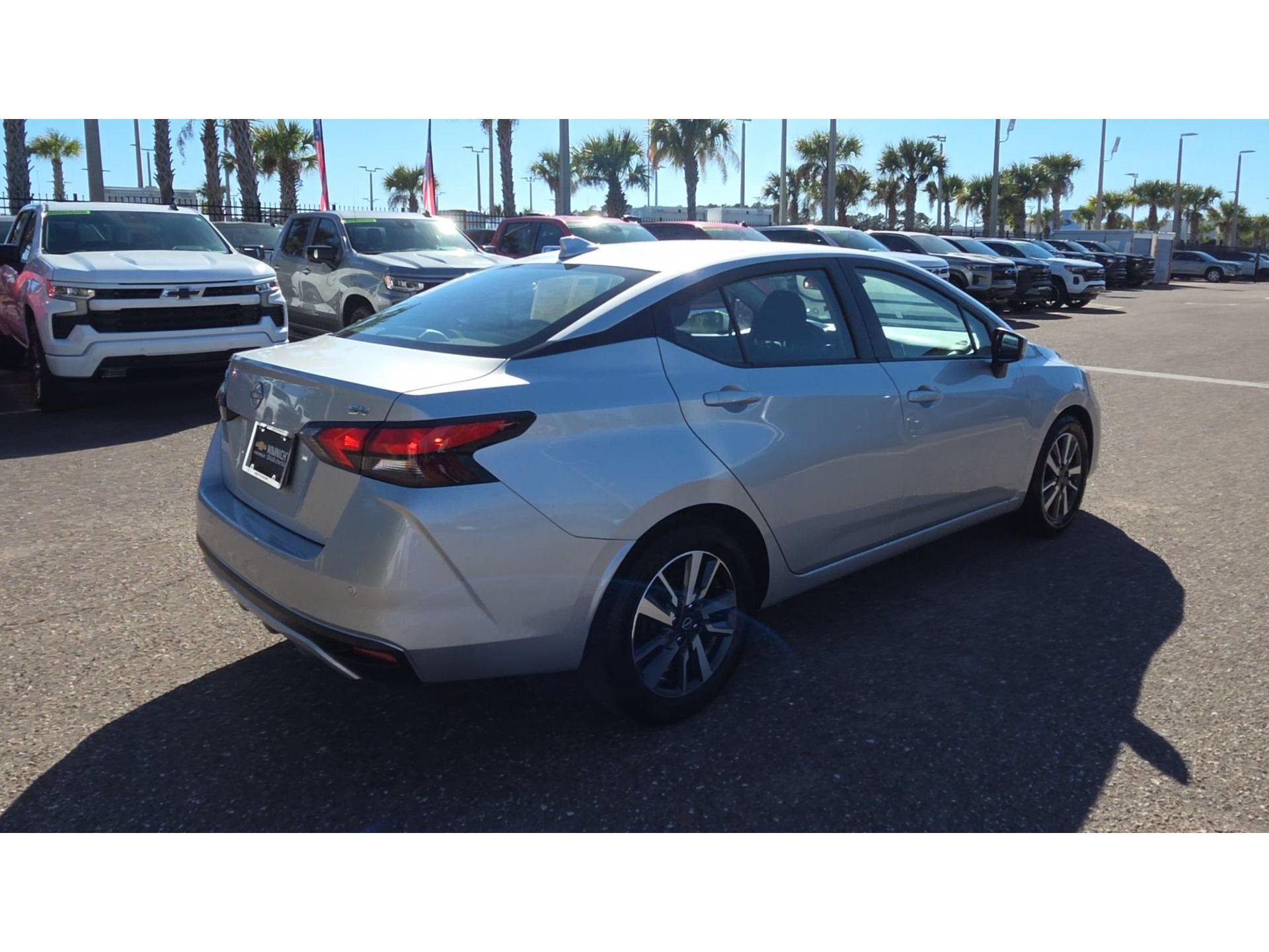 Used 2024 Nissan Versa SV FWD image 8