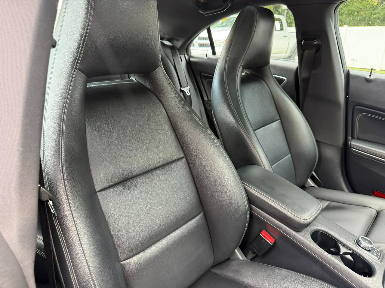 Used 2016 Mercedes-Benz CLA 250 image 39
