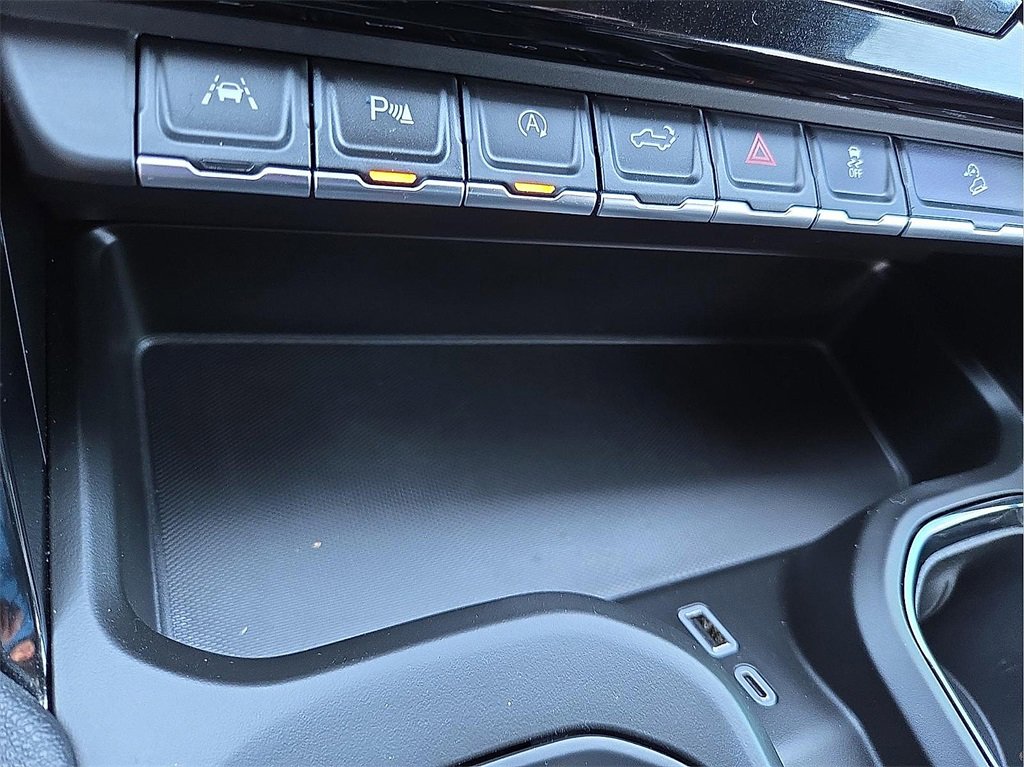 Used 2025 GMC Sierra 1500 AT4 w/ AT4 Premium Package image 18