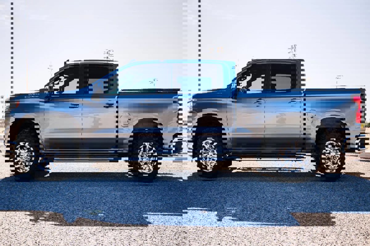 Used 2021 Chevrolet Silverado 1500 LT image 8