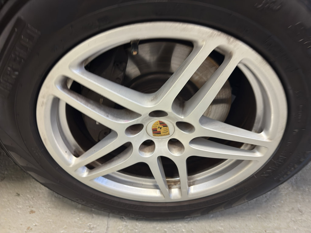 Used 2019 Porsche Macan image 36