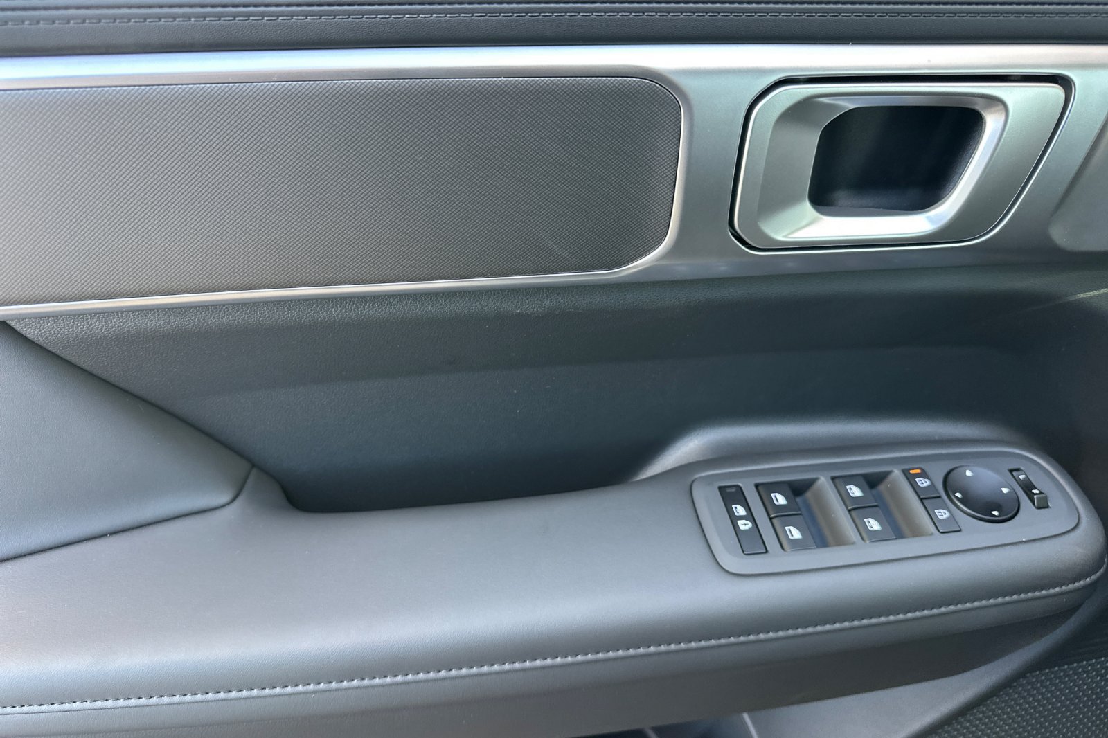 New 2027 Hyundai Santa Fe SEL AWD/4WD image 12