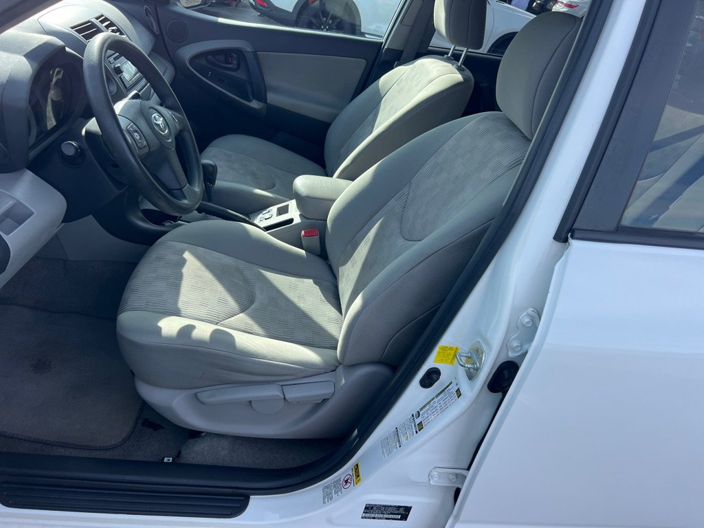 Used 2012 Toyota RAV4 4WD w/ Value Pkg image 11