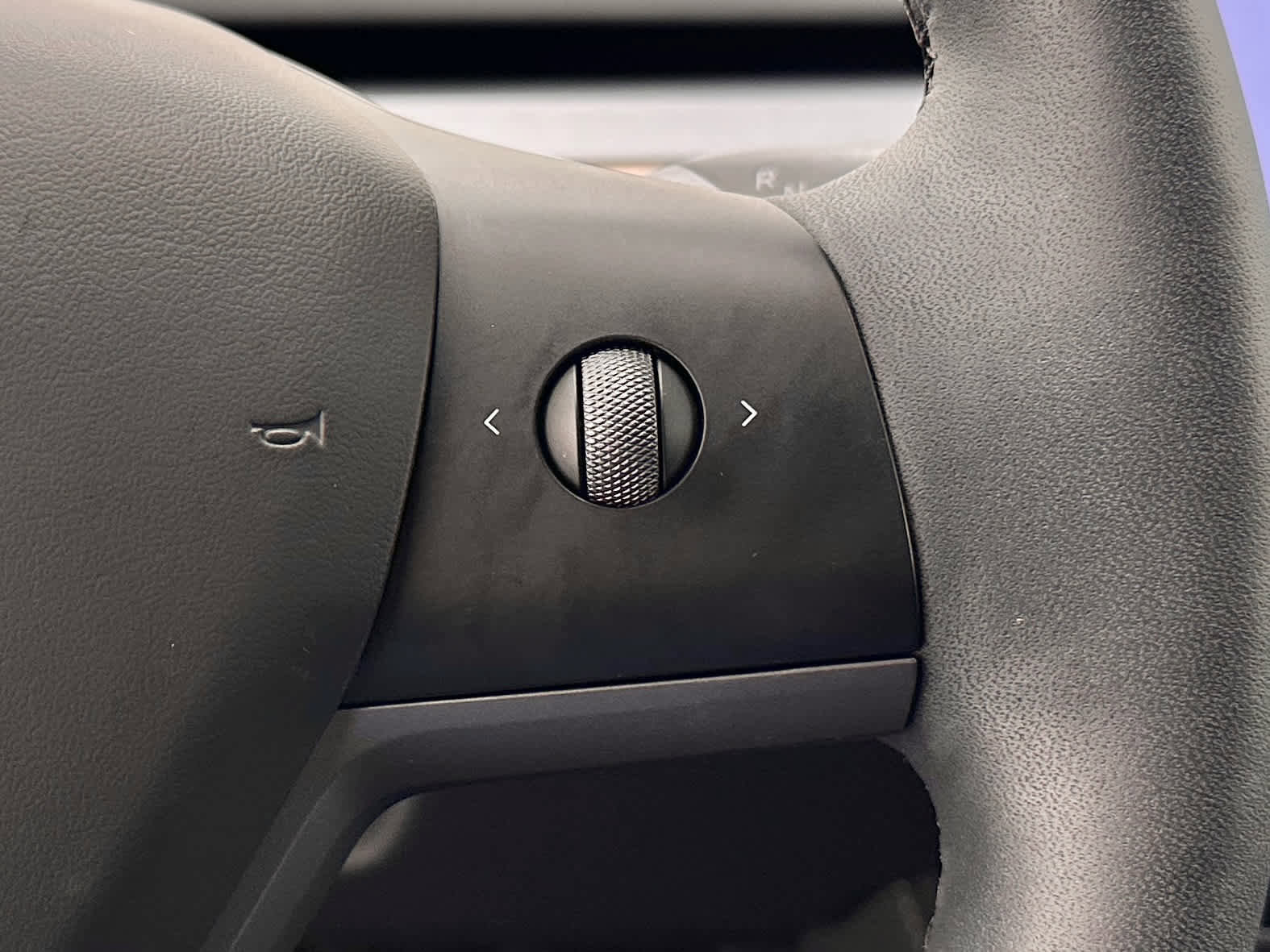 Used 2023 Tesla Model Y Long Range image 25