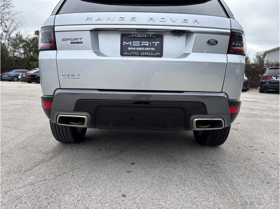 Used 2020 Land Rover Range Rover Sport HSE image 18