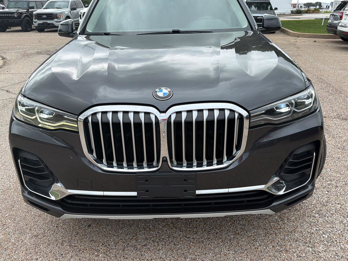 Used 2021 BMW X7 xDrive40i w/ Parking Assistance Package AWD/4WD image 8