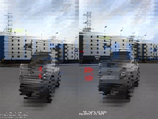 New 2025 Ford Maverick XLT image 8