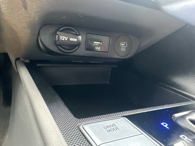 Used 2024 Hyundai Elantra SEL FWD image 30