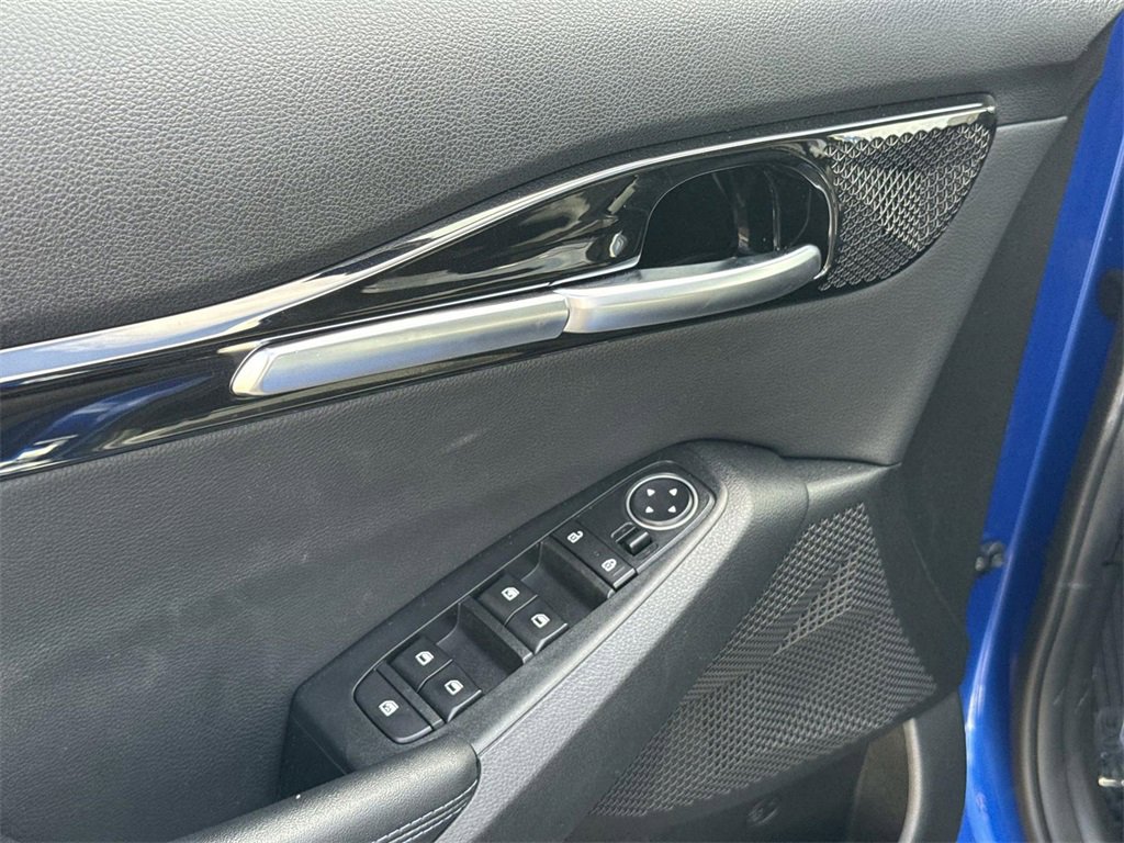 Used 2023 Kia Seltos S w/ Navigation Package image 10