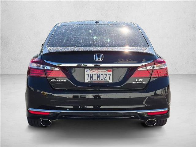 Used 2016 Honda Accord Touring image 6