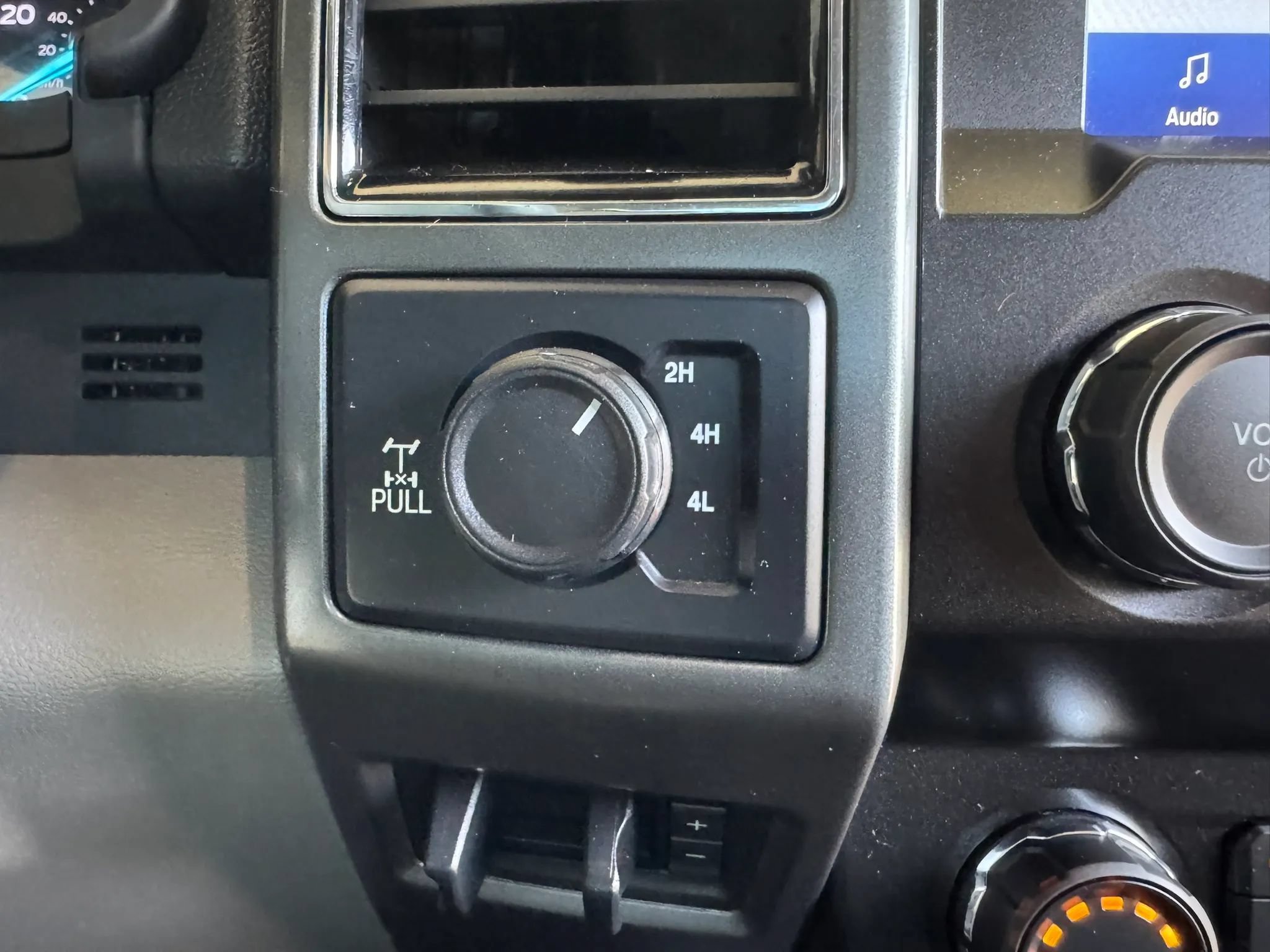 Used 2022 Ford F250 XLT w/ XLT Value Package AWD/4WD image 28