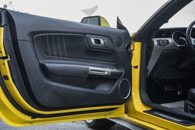 Used 2018 Ford Mustang GT Premium image 43