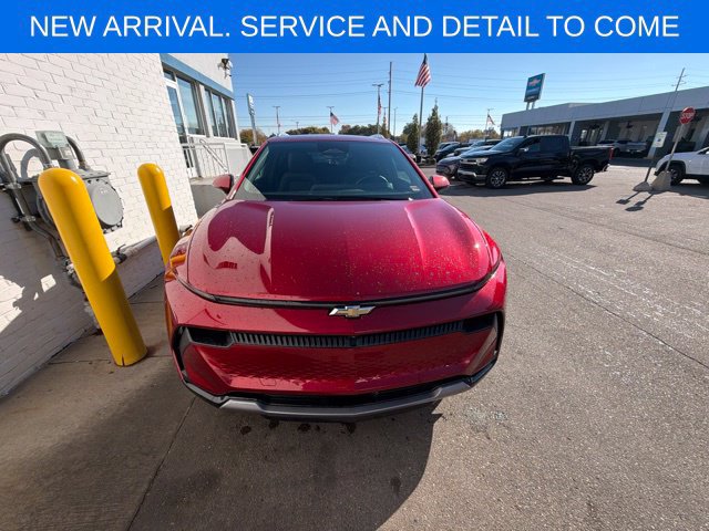 Used 2024 Chevrolet Equinox EV LT w/ LPO, All-Weather Mat Package FWD image 4