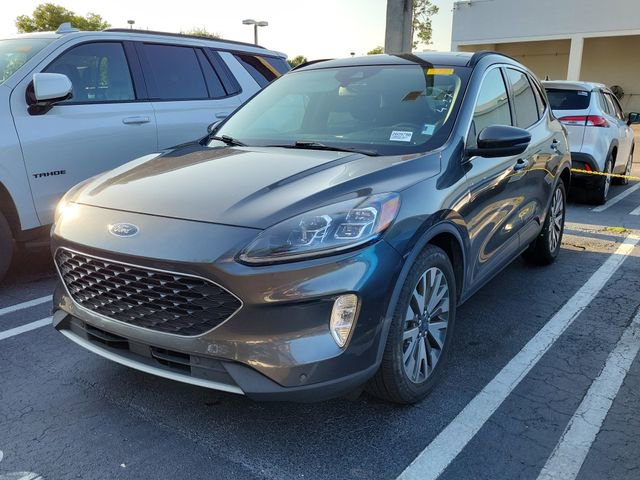 Used 2020 Ford Escape Titanium w/ Titanium Premium Package 2.0 FWD image 14