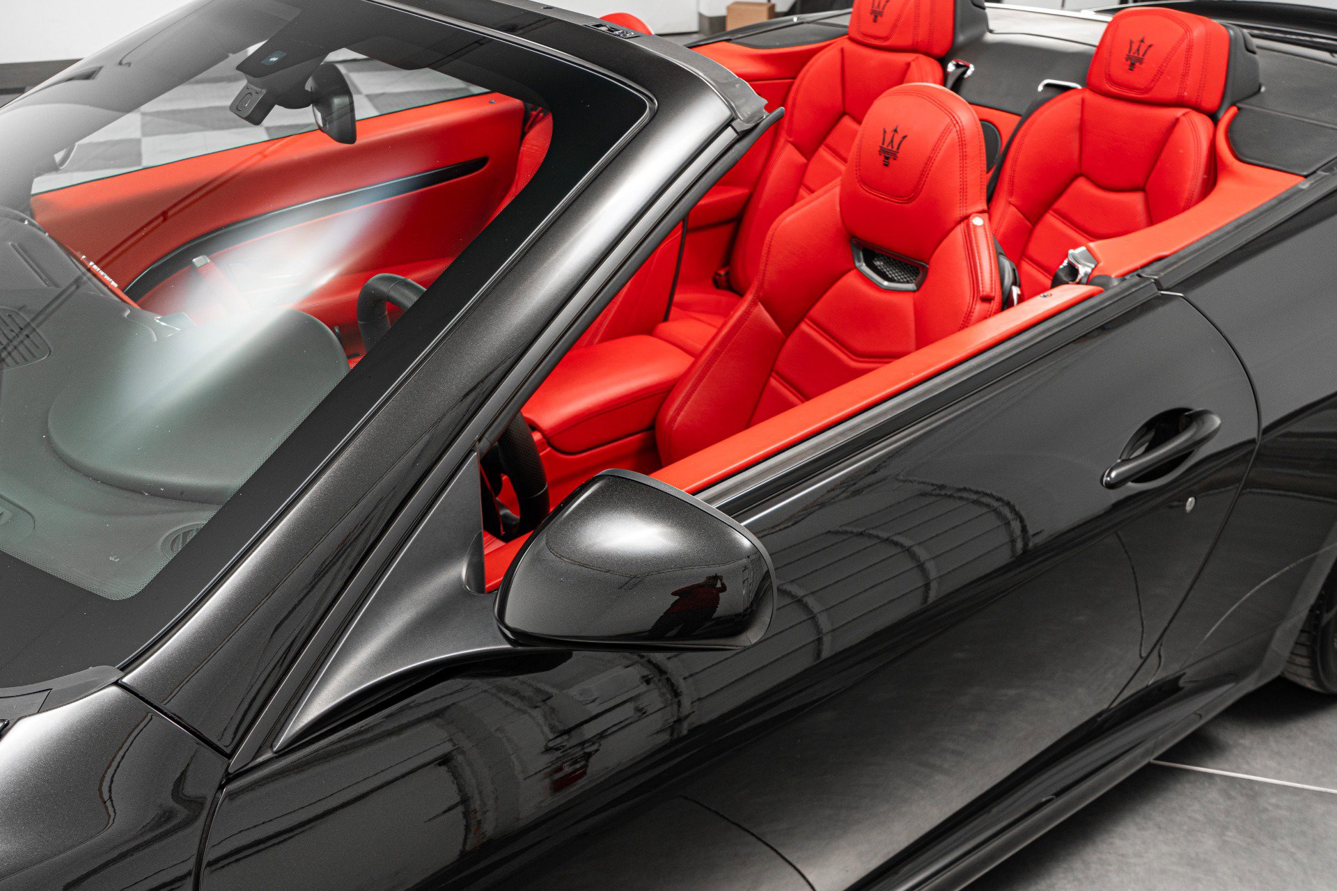 Used 2019 Maserati GranTurismo MC image 37