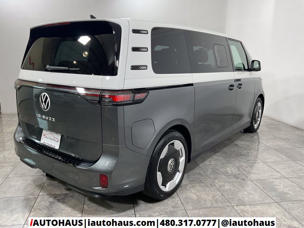 Used 2025 Volkswagen ID. Buzz Pro S Plus RWD image 7