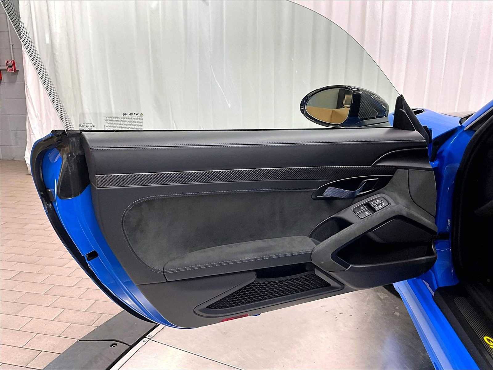 Used 2024 Porsche 718 Cayman GT4 RS RWD image 23