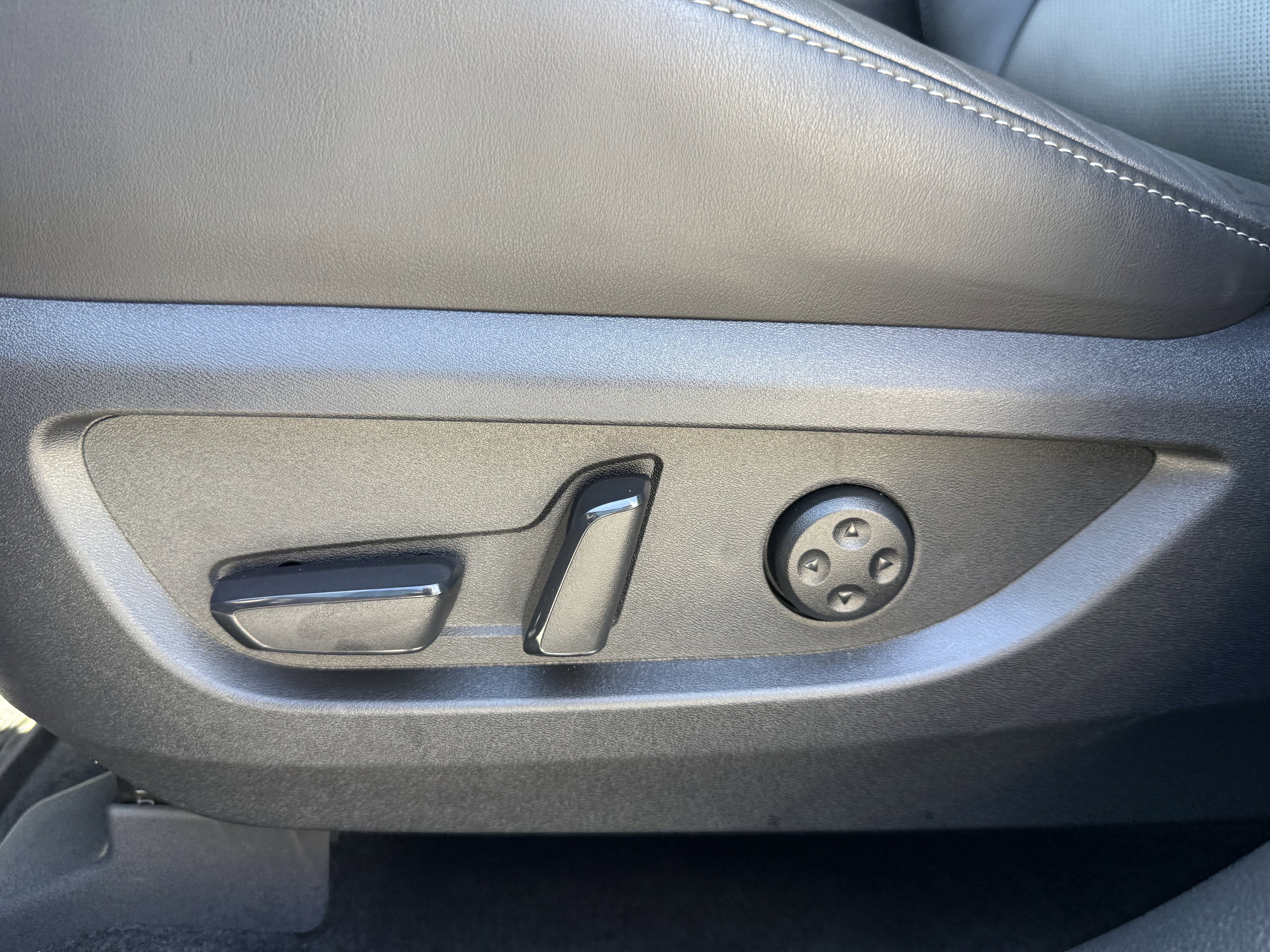 Certified 2025 INFINITI QX50 Luxe image 26