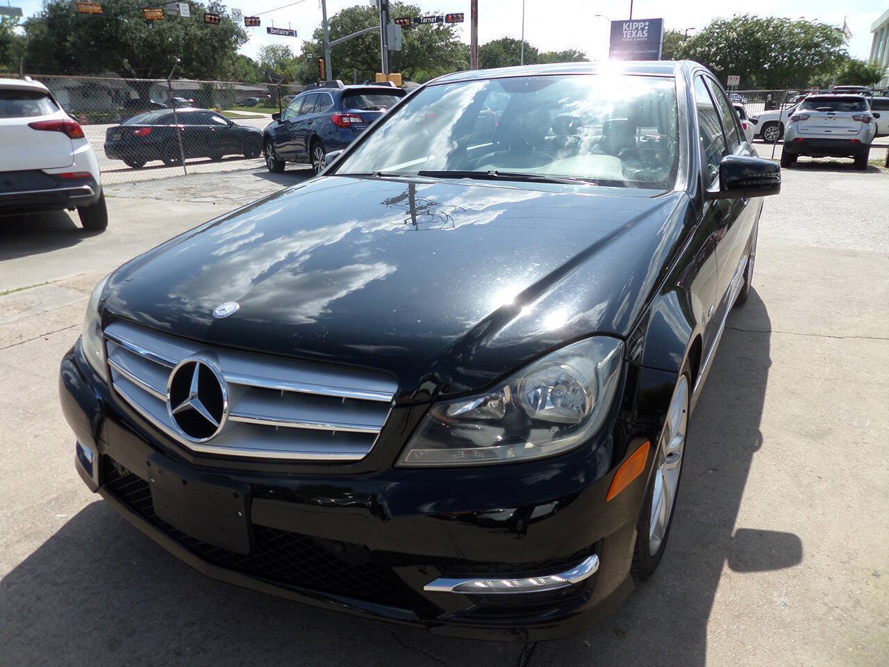 Used 2012 Mercedes-Benz C 250 Sedan image 6