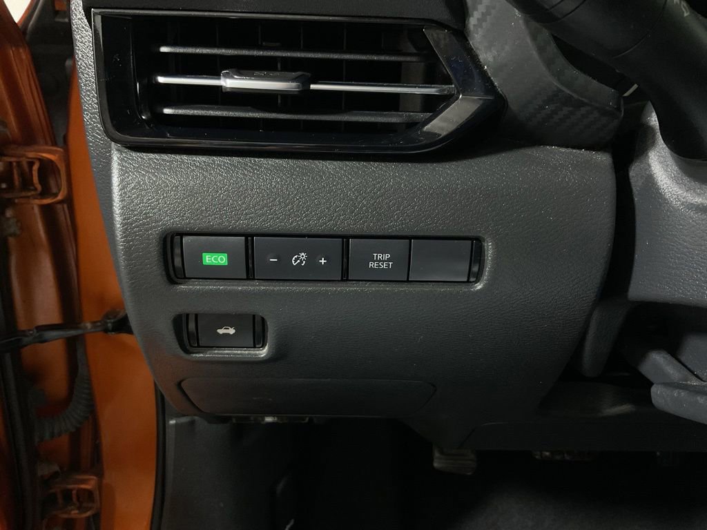 Used 2021 Nissan Sentra SR FWD image 26
