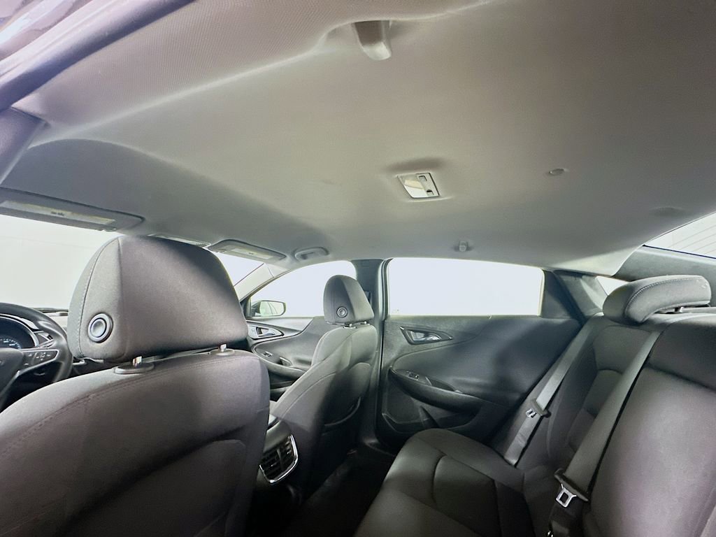Used 2023 Chevrolet Malibu LT image 12