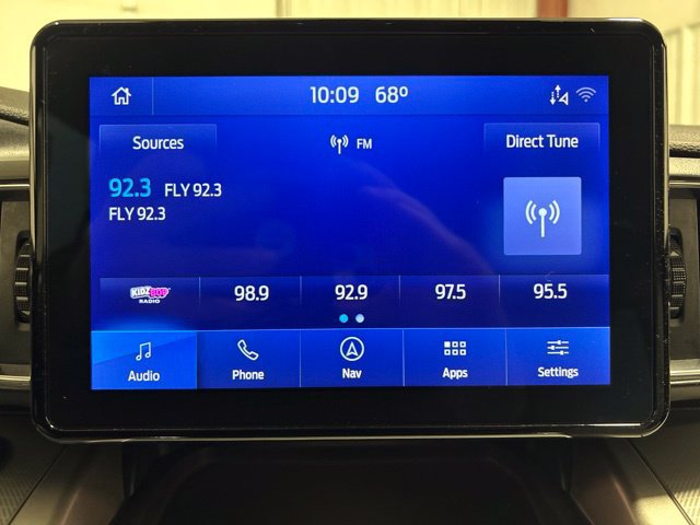 Used 2021 Ford Explorer XLT w/ Equipment Group 202A AWD/4WD image 29