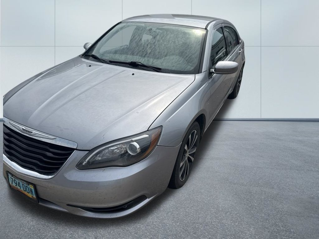 Used 2014 Chrysler 200 Touring w/ 200 S Group FWD image 10