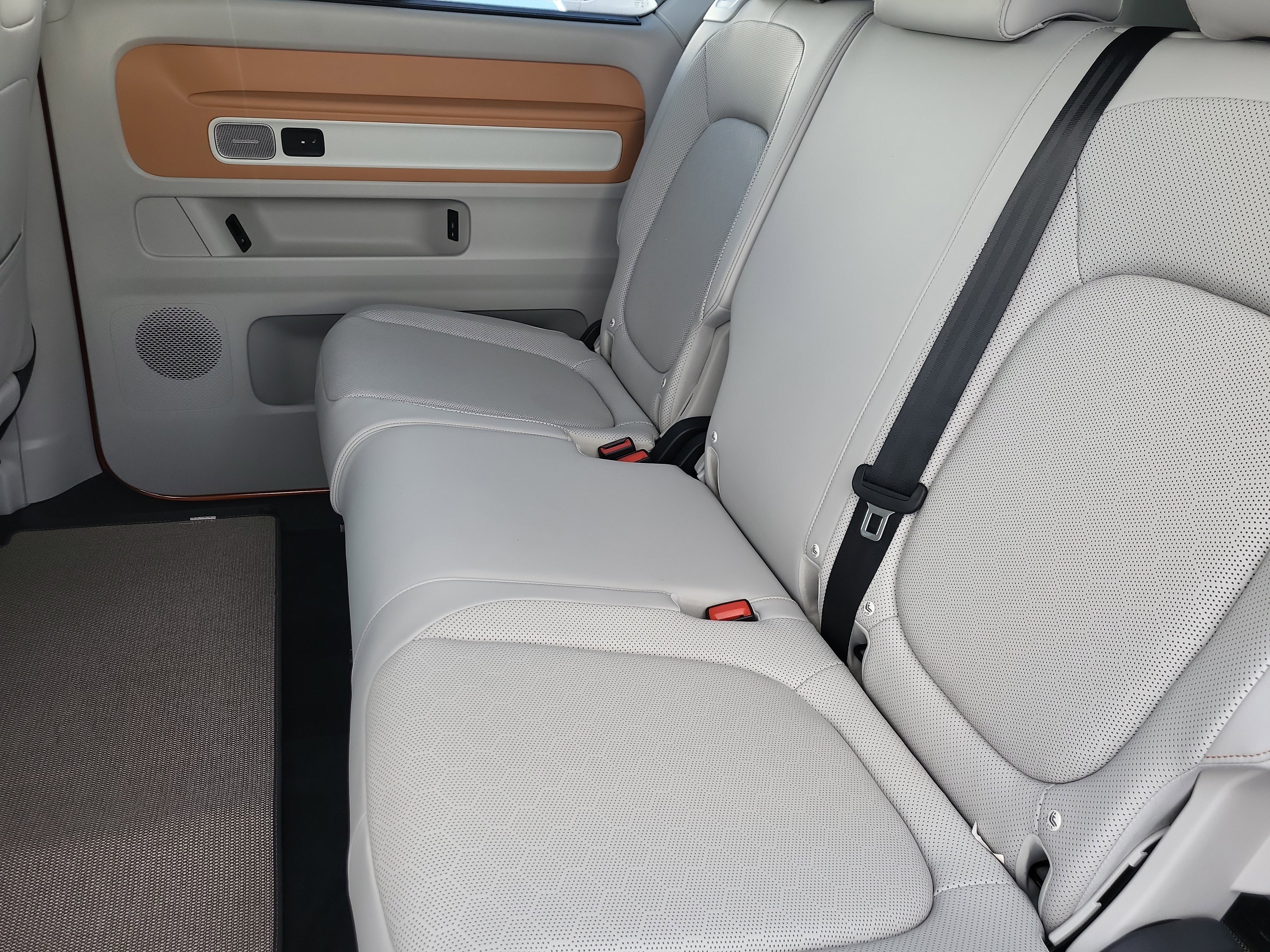 New 2025 Volkswagen ID. Buzz 1st Edition image 21