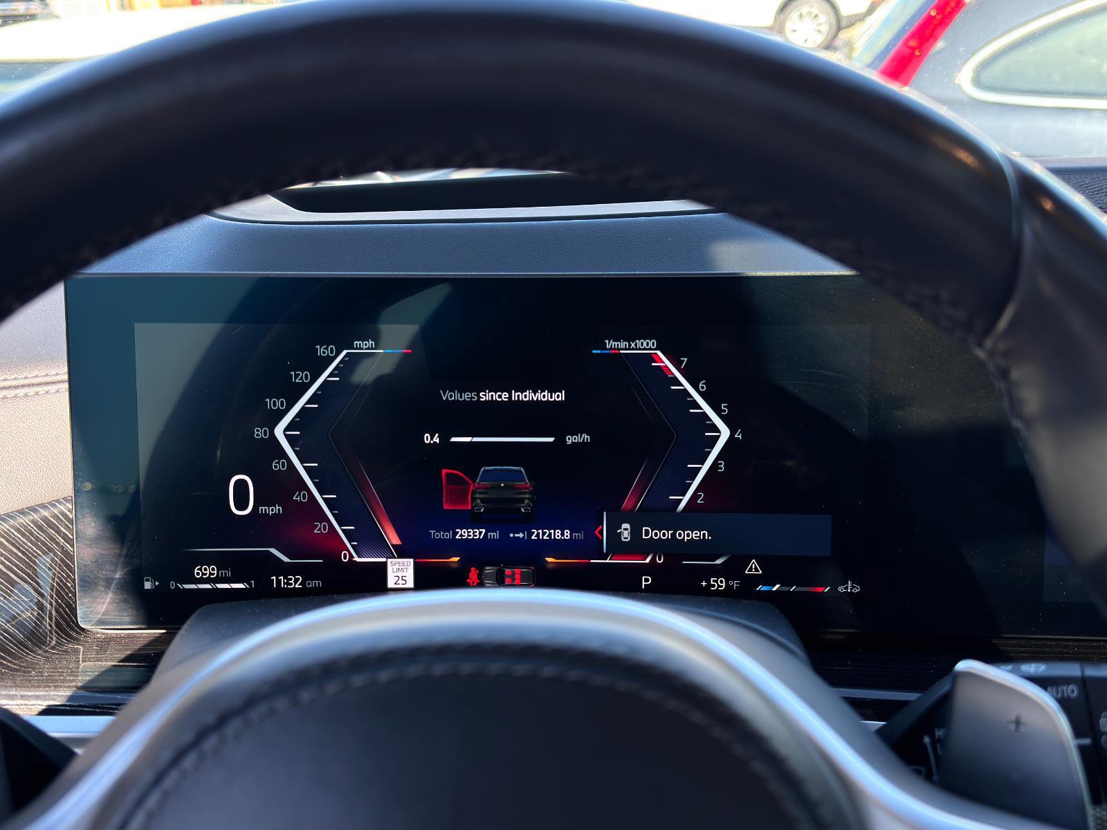 Used 2025 BMW X5 xDrive40i w/ M Sport Package image 18