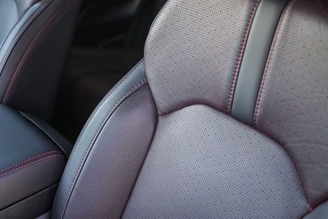 Certified 2025 Honda Pilot Black Edition image 27