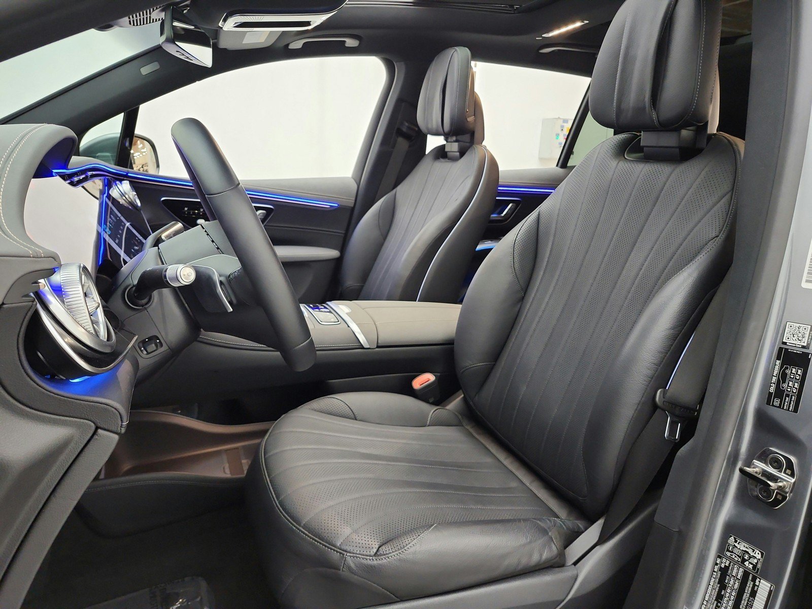 Certified 2023 Mercedes-Benz EQS 580 4MATIC SUV image 13