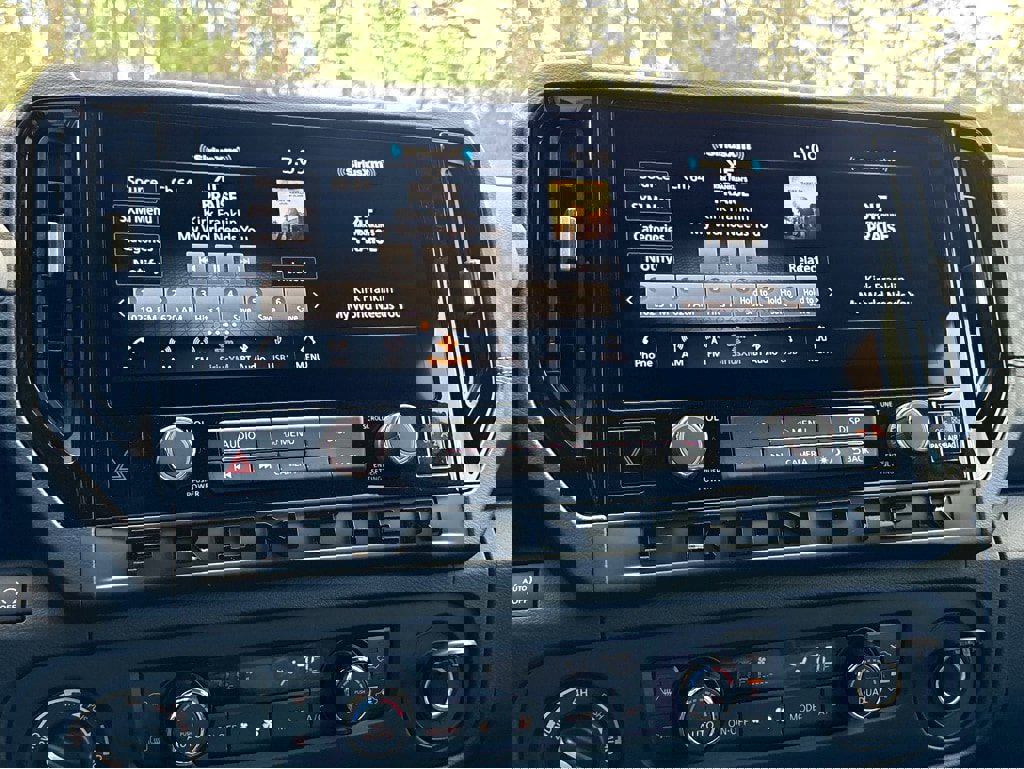 New 2026 Nissan Frontier SV w/ SV Convenience Package image 8