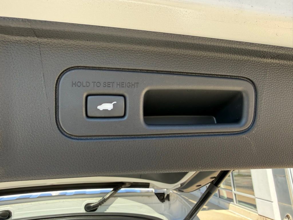 Used 2025 Honda Pilot Touring image 37